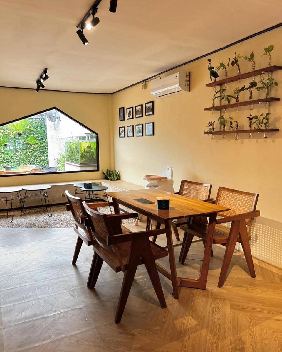 Manna Cafe: The Favorite Hangout Spot on Cerme Street